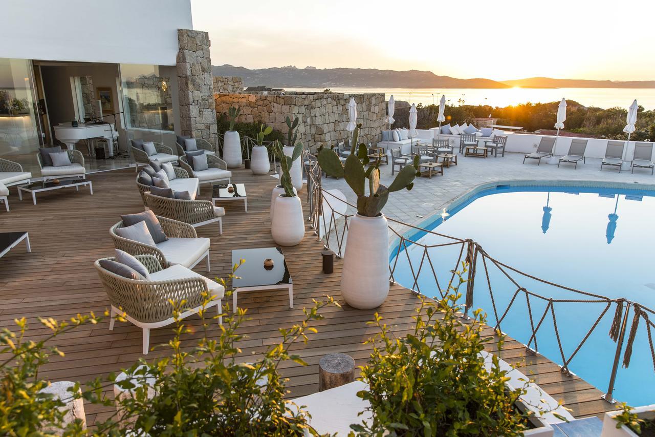 Hotel Grand Relais Dei Nuraghi (Adults Only) Байя-Сардинія Екстер'єр фото