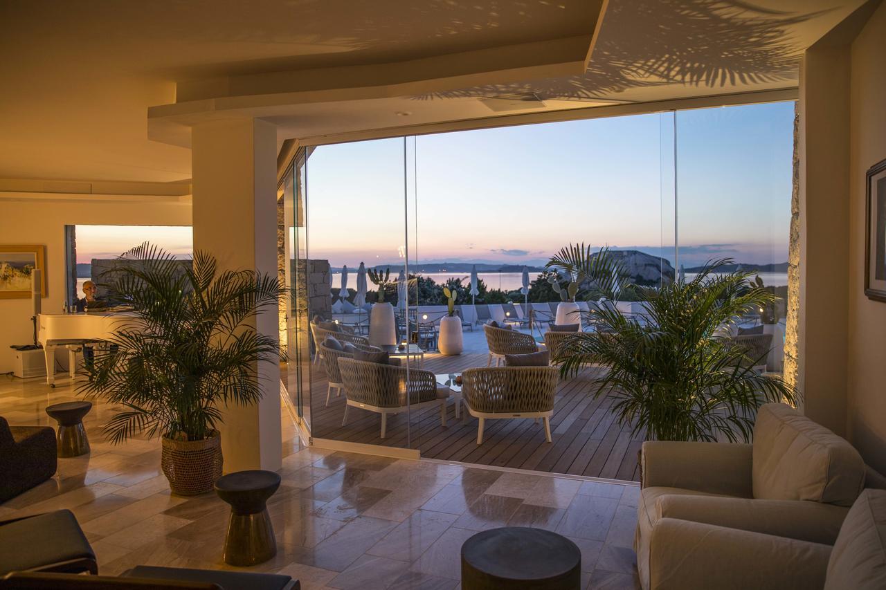 Hotel Grand Relais Dei Nuraghi (Adults Only) Байя-Сардинія Екстер'єр фото