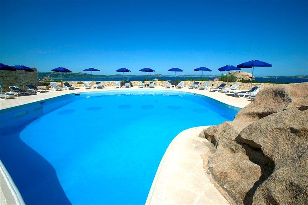 Hotel Grand Relais Dei Nuraghi (Adults Only) Байя-Сардинія Екстер'єр фото