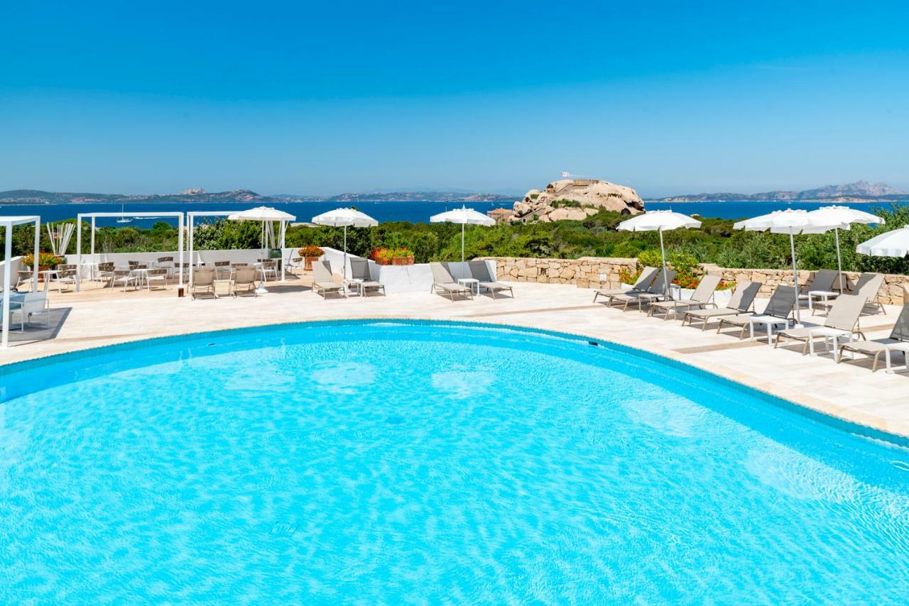 Hotel Grand Relais Dei Nuraghi (Adults Only) Байя-Сардинія Екстер'єр фото