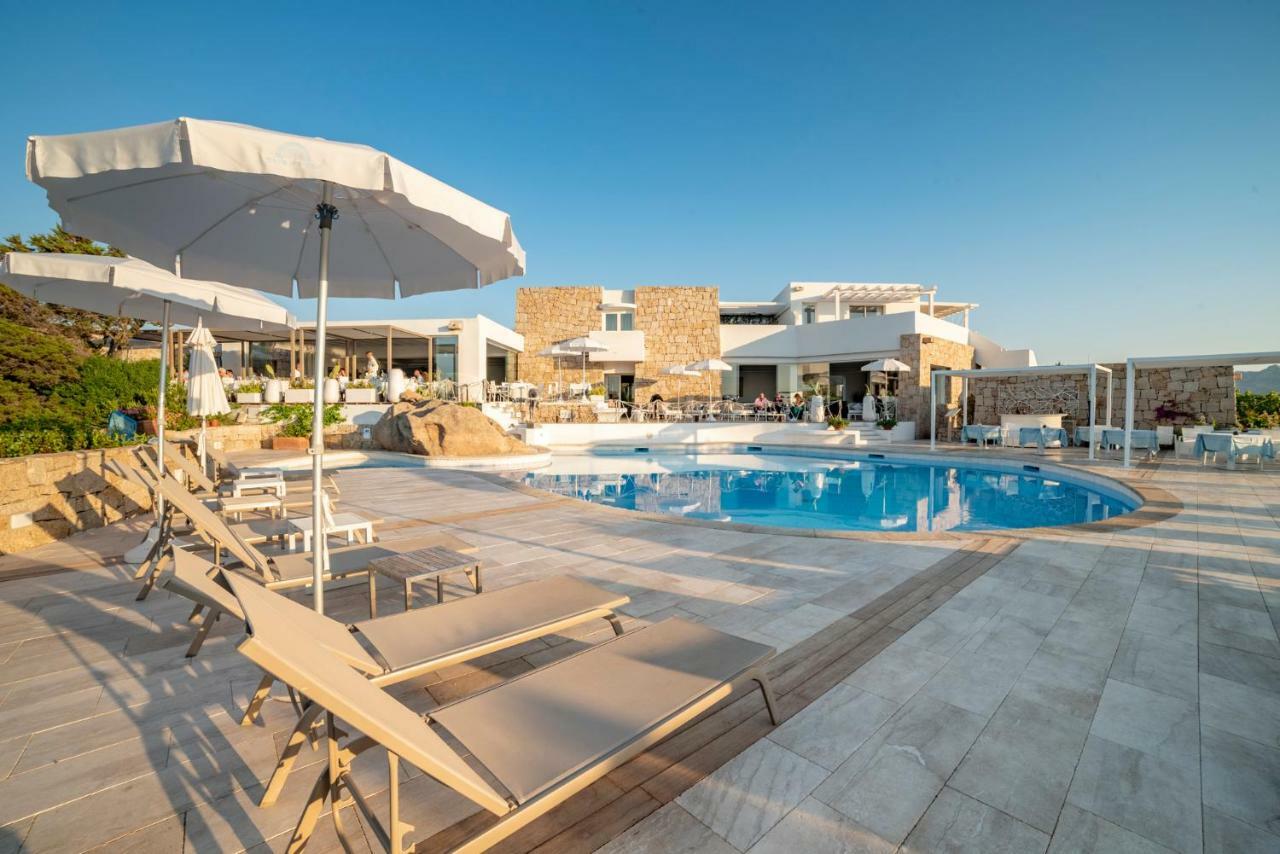 Hotel Grand Relais Dei Nuraghi (Adults Only) Байя-Сардинія Екстер'єр фото