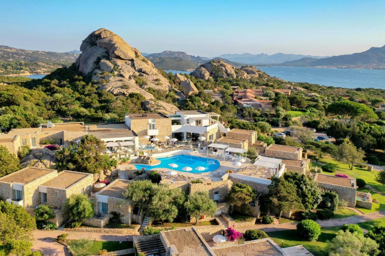 Hotel Grand Relais Dei Nuraghi (Adults Only) Байя-Сардинія Екстер'єр фото